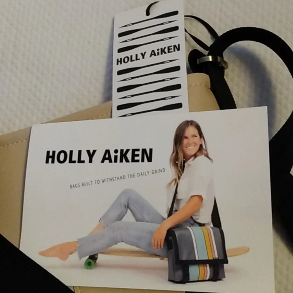 Holly Aiken Bag - Picture 5 of 8